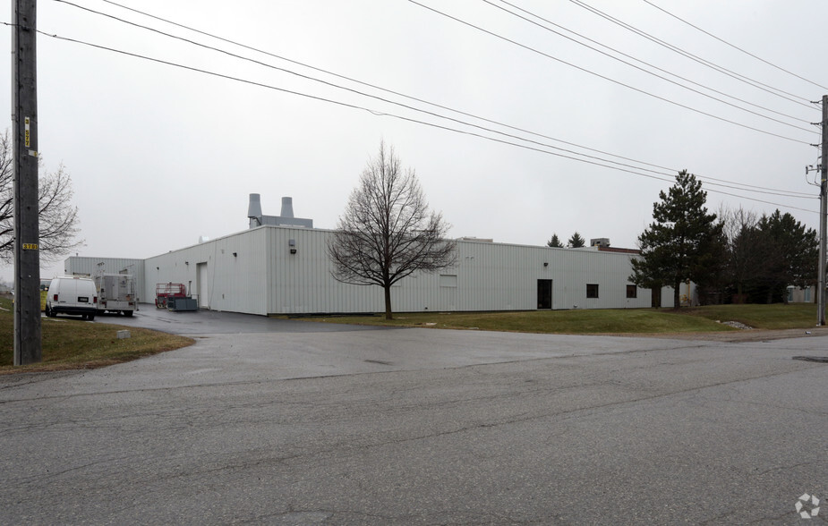 400 Michener Rd, Guelph, ON for lease - Building Photo - Image 2 of 2