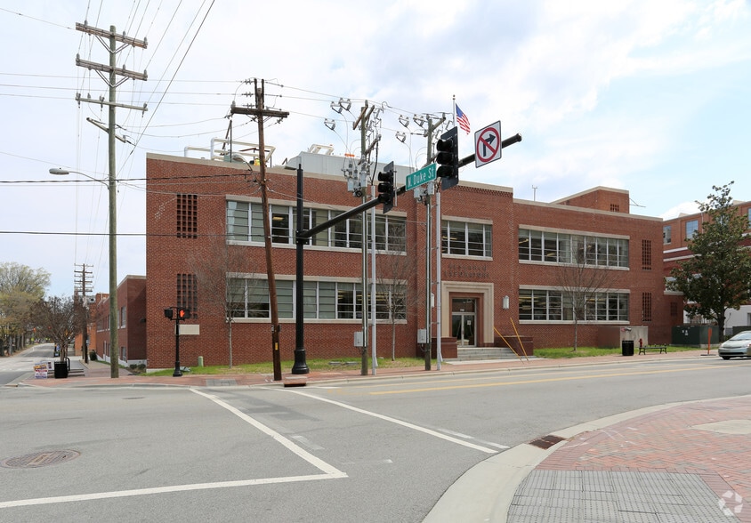 710 W Main St, Durham, NC for lease - Primary Photo - Image 1 of 5