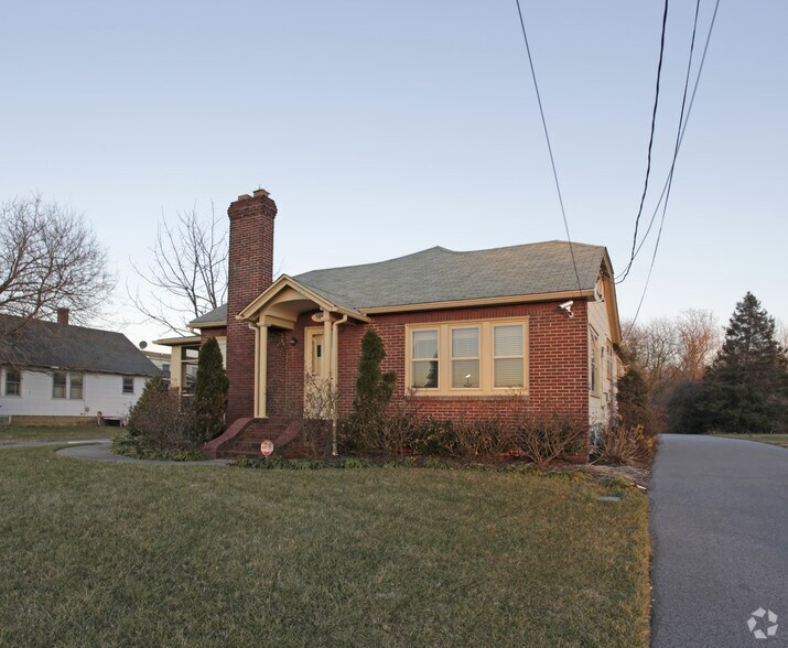 1931 S Dupont Hwy, Dover, DE à louer - Photo du bâtiment - Image 2 de 15