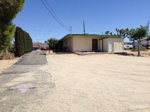 57340 29 Palms Hwy, Yucca Valley, CA à vendre Photo principale- Image 1 de 6