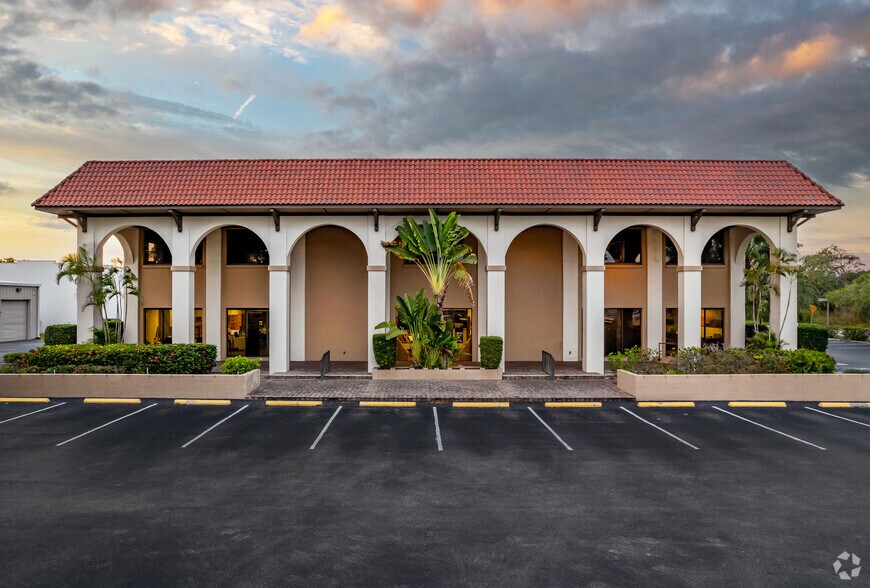 2100 S Tamiami Trl, Venice, FL à vendre - Photo du bâtiment - Image 3 de 16