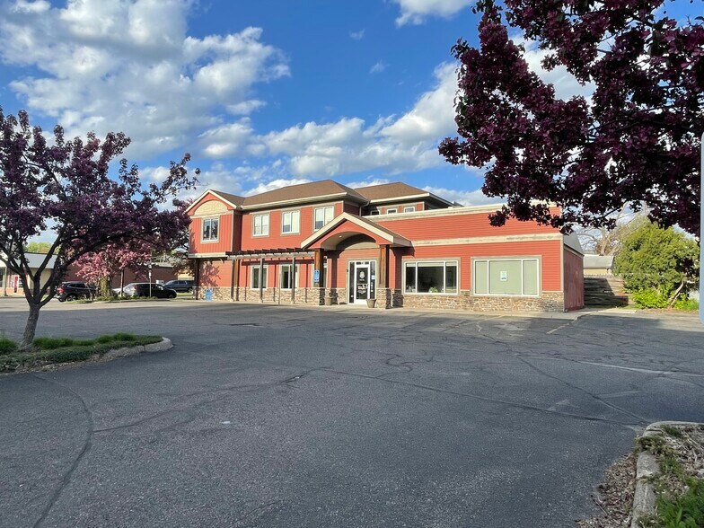 730 Cleveland Ave S, Saint Paul, MN à vendre - Photo du bâtiment - Image 3 de 3