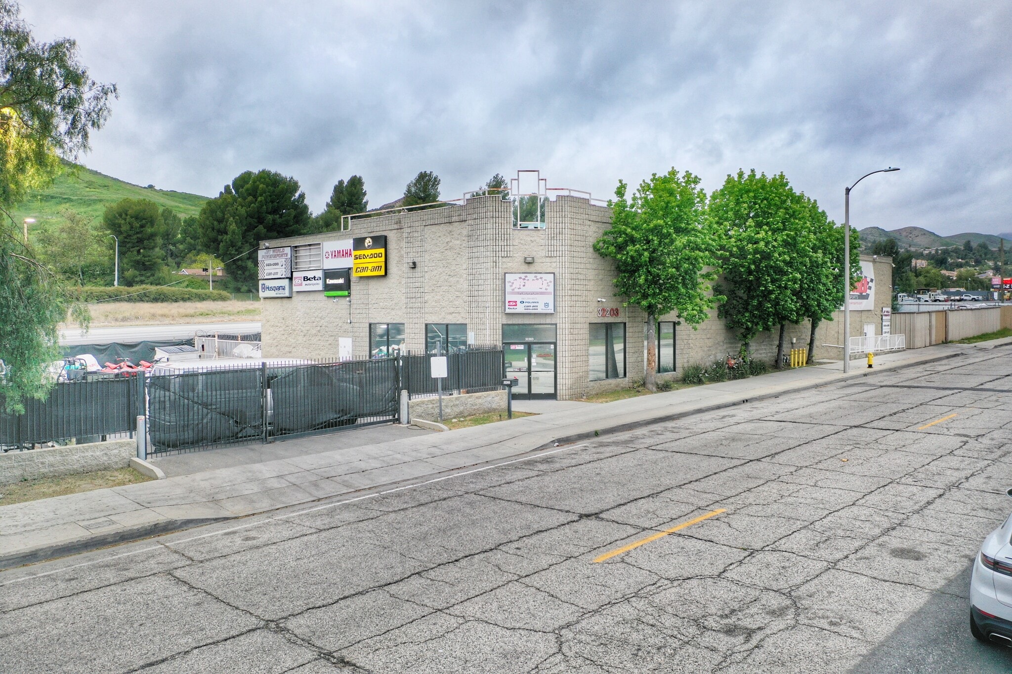 32203 Castaic Rd, Castaic, CA à louer Photo intérieure- Image 1 de 11