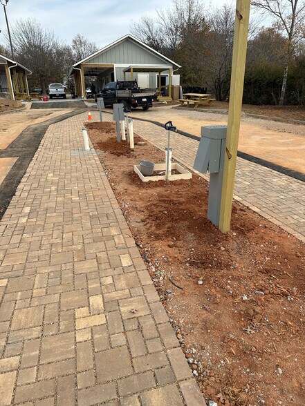 206 Ladean Ct, Simpsonville, SC à vendre - Photo du bâtiment - Image 3 de 11