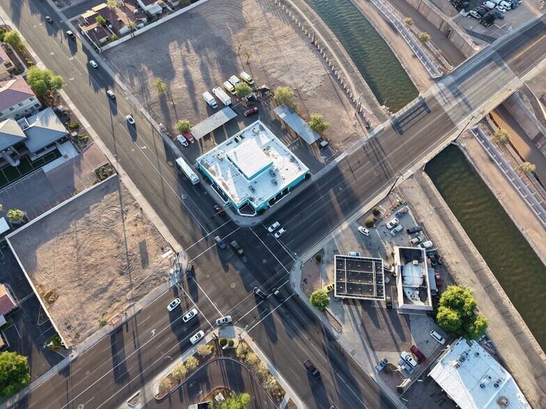 9001 N 7th Ave, Phoenix, AZ à vendre - Photo du bâtiment - Image 3 de 5