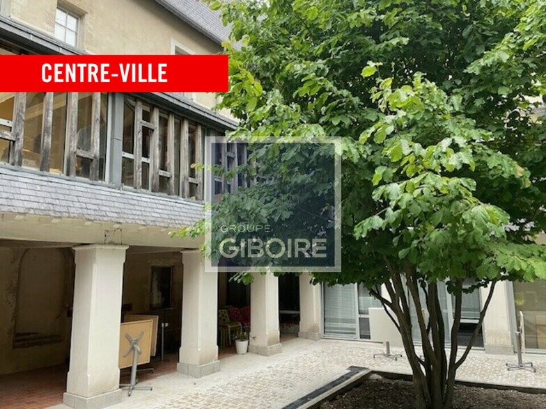 Bureau dans Rennes à vendre - Photo du bâtiment - Image 2 de 11