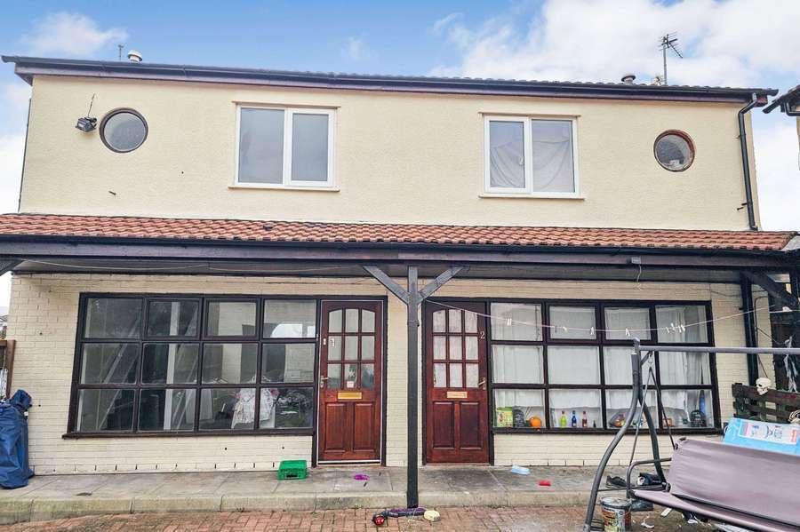 66-70 Tulketh Street & 1-4 Tulketh Mews portfolio of 2 properties for sale on LoopNet.ca Building Photo- Image 1 of 6