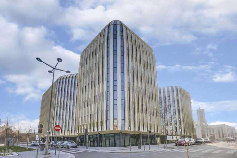 14 Mail Du Commandant Cousteau, Massy for lease Building Photo- Image 1 of 19