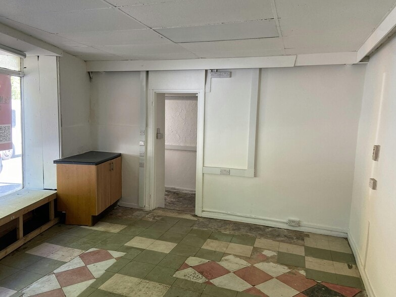 1 Station St, Mansfield Woodhouse for lease - Building Photo - Image 3 of 4