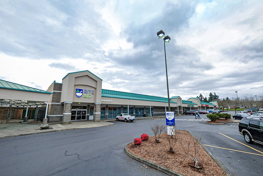 17455-17675 SW Farmington Rd, Aloha, OR for lease - Building Photo - Image 1 of 8