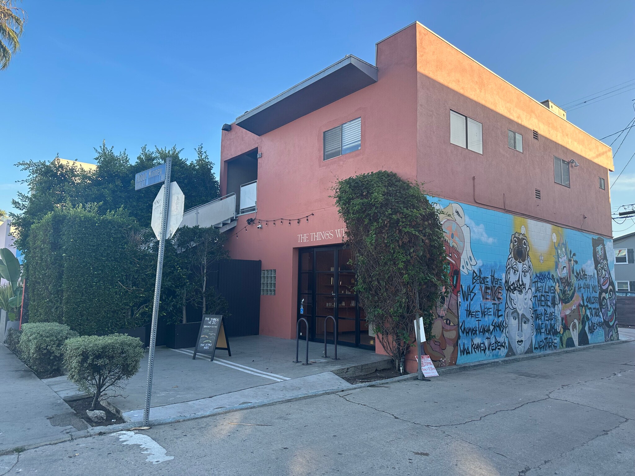 1418 Abbot Kinney Blvd, Venice, CA à louer Photo principale- Image 1 de 22
