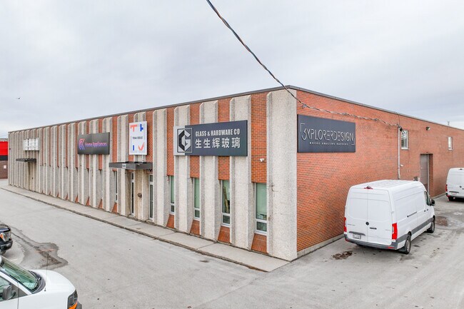 Plus de détails pour 500 Denison St, Markham, ON - Industriel à louer