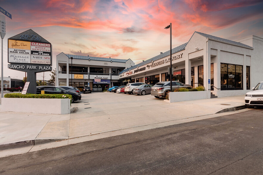 2512-2540 Overland Ave, Los Angeles, CA à louer - Photo du bâtiment - Image 3 de 3