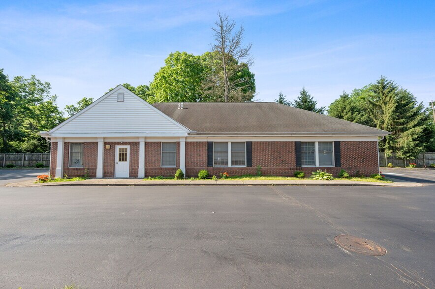 4630 Pleasant Ave, Fairfield, OH à vendre - Photo du bâtiment - Image 1 de 1