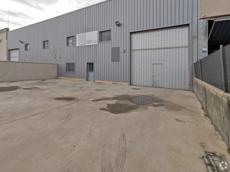 Industrial in Casarrubios del Monte, Toledo for sale - Primary Photo - Image 1 of 9