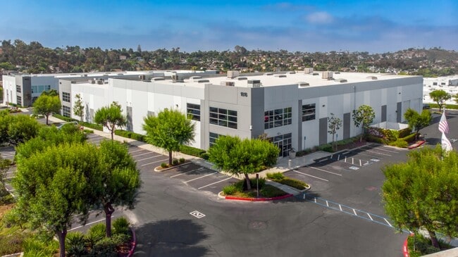 Plus de détails pour 1816 Ord Way, Oceanside, CA - Industriel à louer