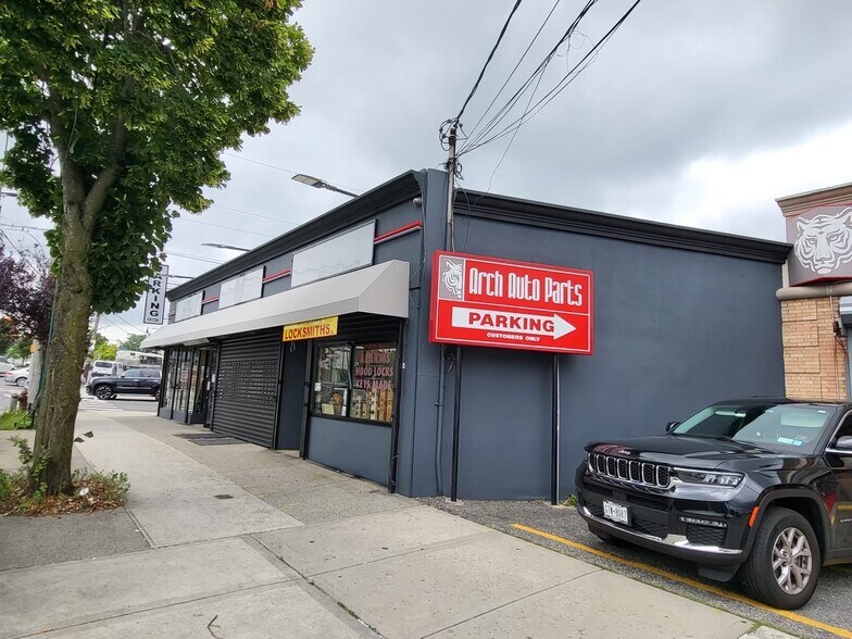 3525-3531 Boston Rd, Bronx, NY à louer - Photo du bâtiment - Image 3 de 7