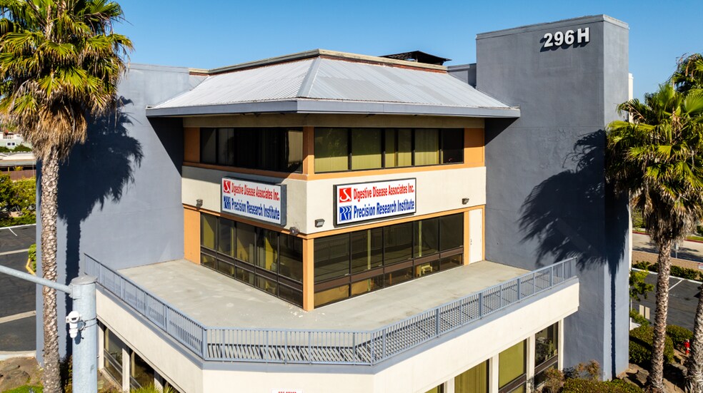 296 H St, Chula Vista, CA à louer - Photo du bâtiment - Image 3 de 9