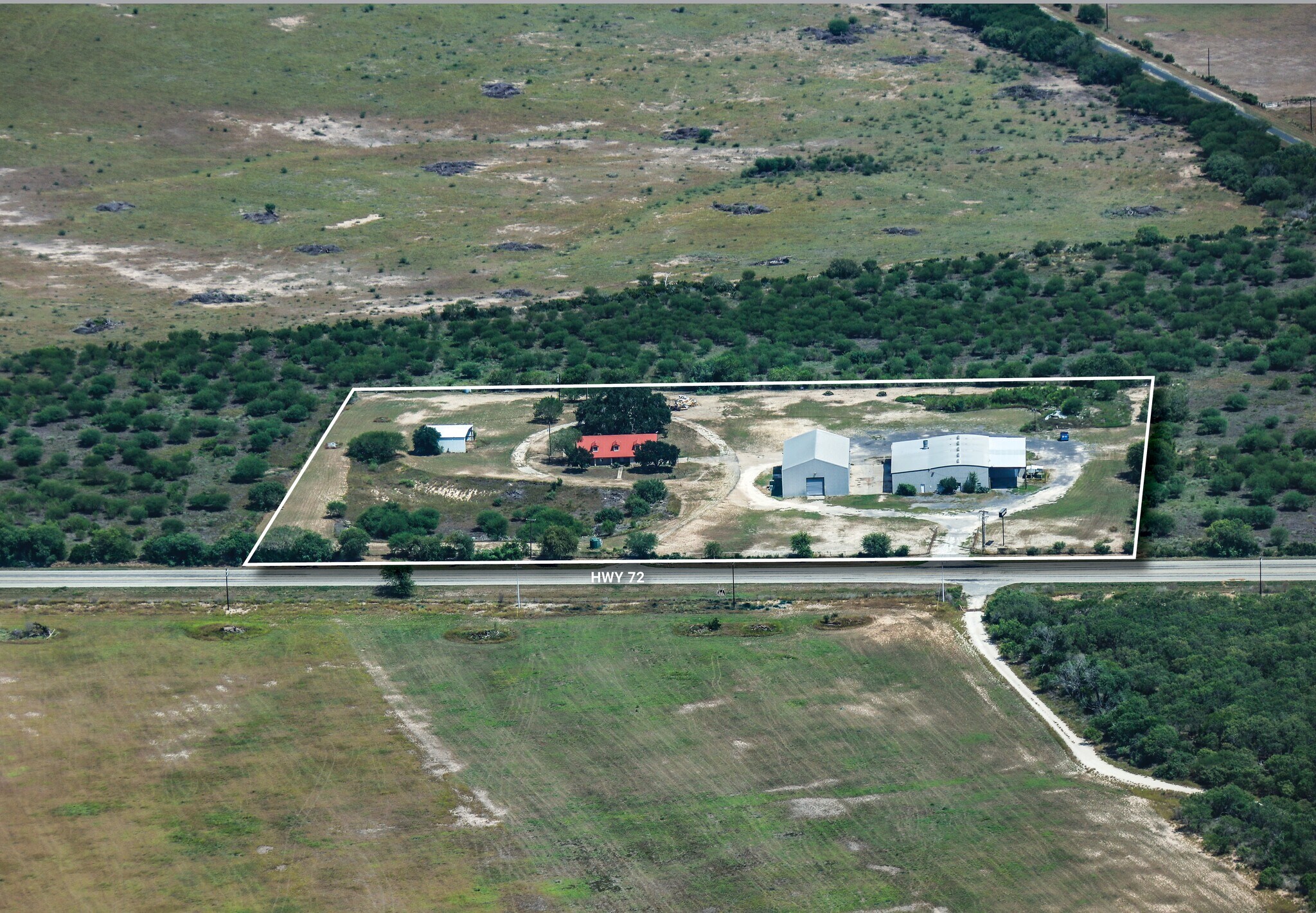 345 Highway 72, Three Rivers, TX à vendre Photo du bâtiment- Image 1 de 22