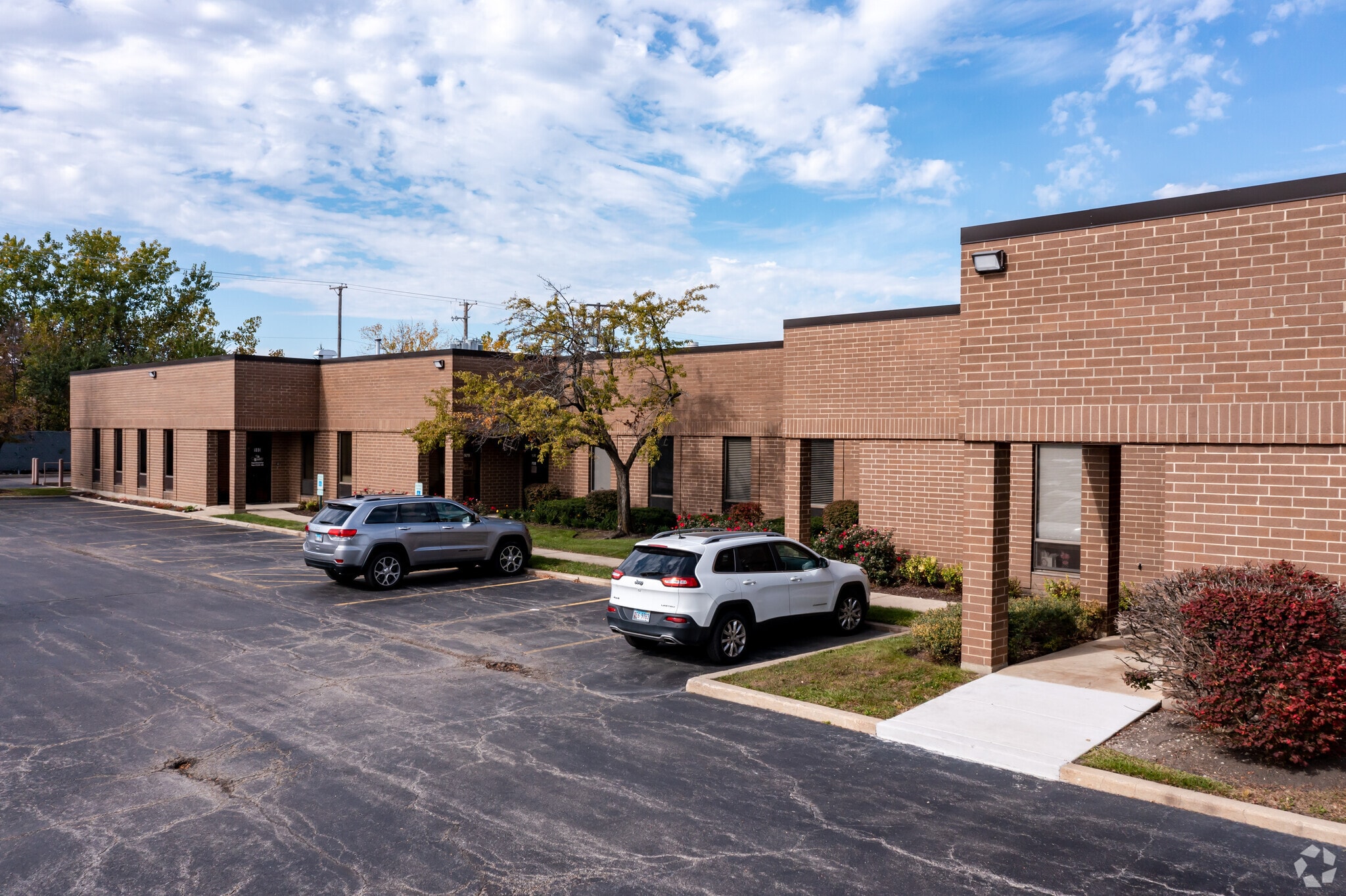 970-980 N Dupage Ave, Lombard, IL à louer Photo principale- Image 1 de 5