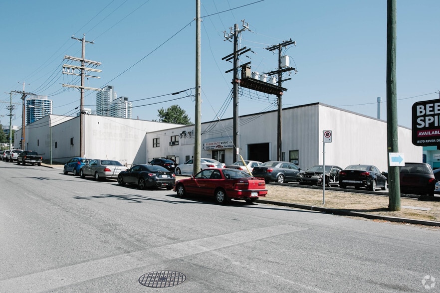 8730 Ash St, Vancouver, BC for lease - Primary Photo - Image 1 of 12