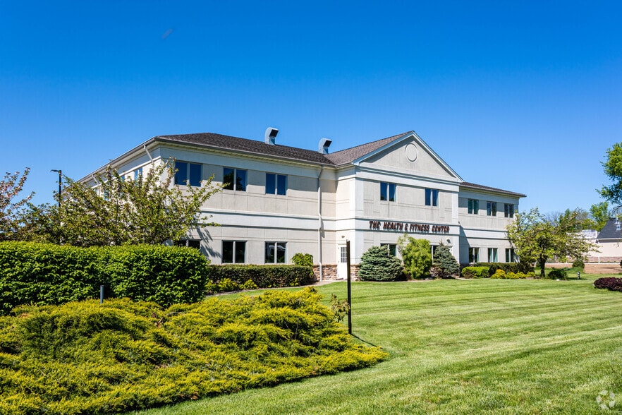 540 Lafayette Rd, Sparta, NJ for lease - Primary Photo - Image 1 of 9