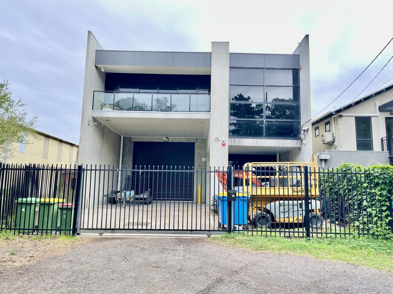 30 Beverley St, Yarraville for sale Primary Photo- Image 1 of 6