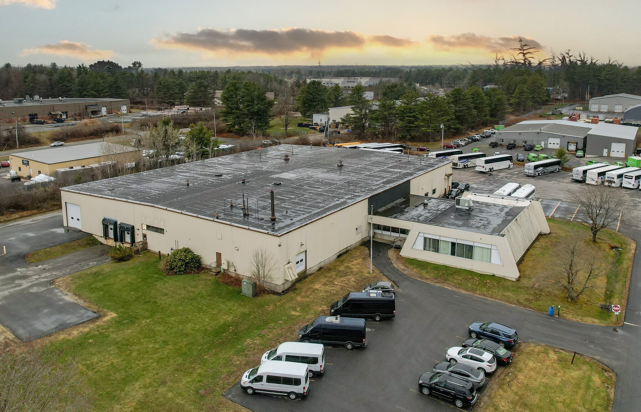 19 Bartlett Rd, Gorham, ME à louer Photo du bâtiment- Image 1 de 6