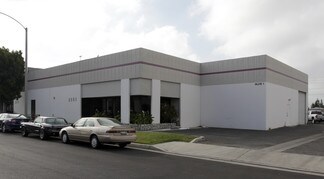 Plus de détails pour 2850 E Via Martens, Anaheim, CA - Industriel à louer