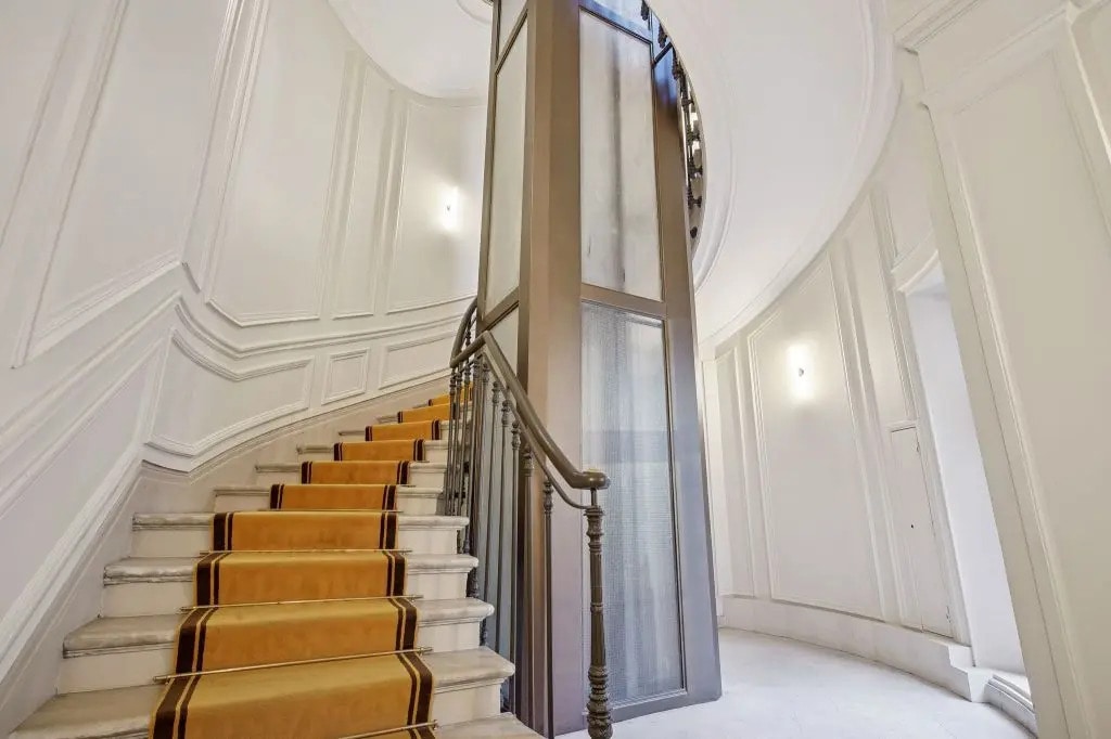 182 Rue De Rivoli, Paris à louer Hall d’entrée- Image 1 de 7