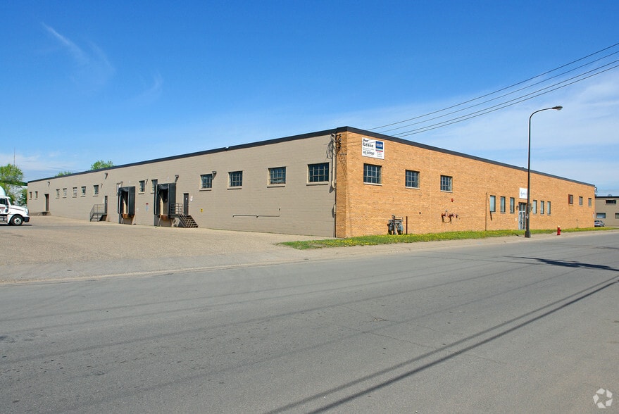 855-865 Vandalia St, Saint Paul, MN for sale - Primary Photo - Image 1 of 10