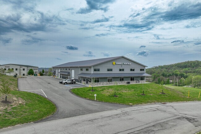 More details for 1000 Randall Ct, Export, PA - Industrial for Lease