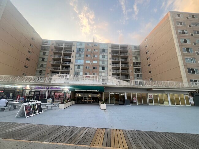 More details for 1900 Boardwalk, North Wildwood, NJ - Retail for Lease