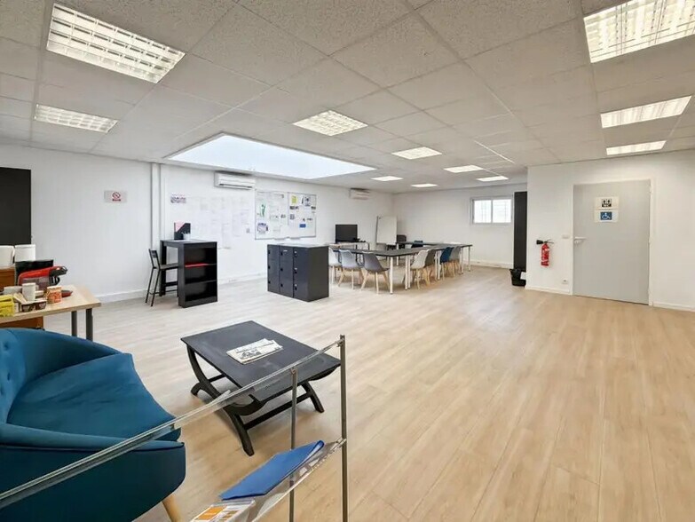 16 Rue Gaston Castel, Marseille à louer - Photo intérieure - Image 3 de 19