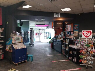 Plus de détails pour Commerce de détail à vendre