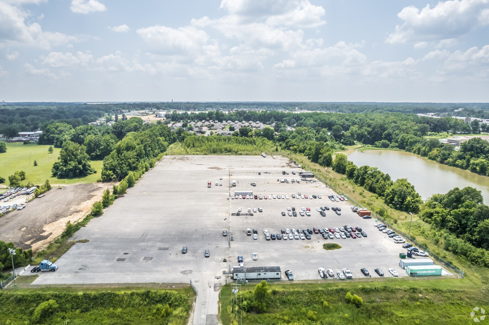 6667 Pasadena Dr, Horn Lake, MS à louer Photo principale- Image 1 de 9