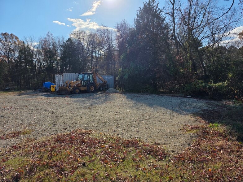 134 Blackwood Barnsboro Rd, Sewell, NJ à louer - Photo du bâtiment - Image 3 de 4