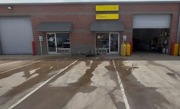 1671 Riverview Dr, Lewisville, TX à louer Photo du bâtiment- Image 1 de 6