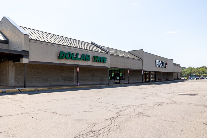 1-400 E End Ctr, Wilkes Barre, PA à louer - Photo du bâtiment - Image 3 de 20