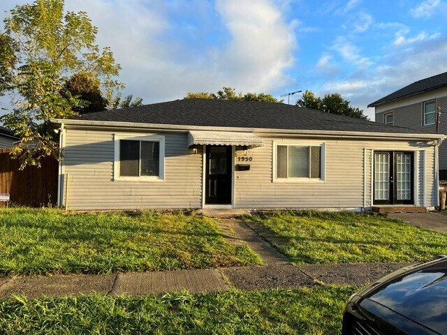 1950 Dallas Ave, Cincinnati, OH à vendre - Photo du bâtiment - Image 2 de 3
