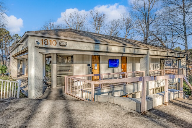 Plus de détails pour 99% Leased Atlanta Office Park – Bureau aux enchères, Atlanta, GA