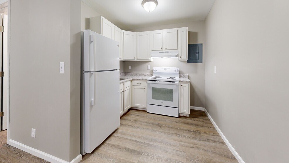 1750 N Green St, Henderson, KY à vendre - Numérisation 3D de Matterport - Image 2 de 15