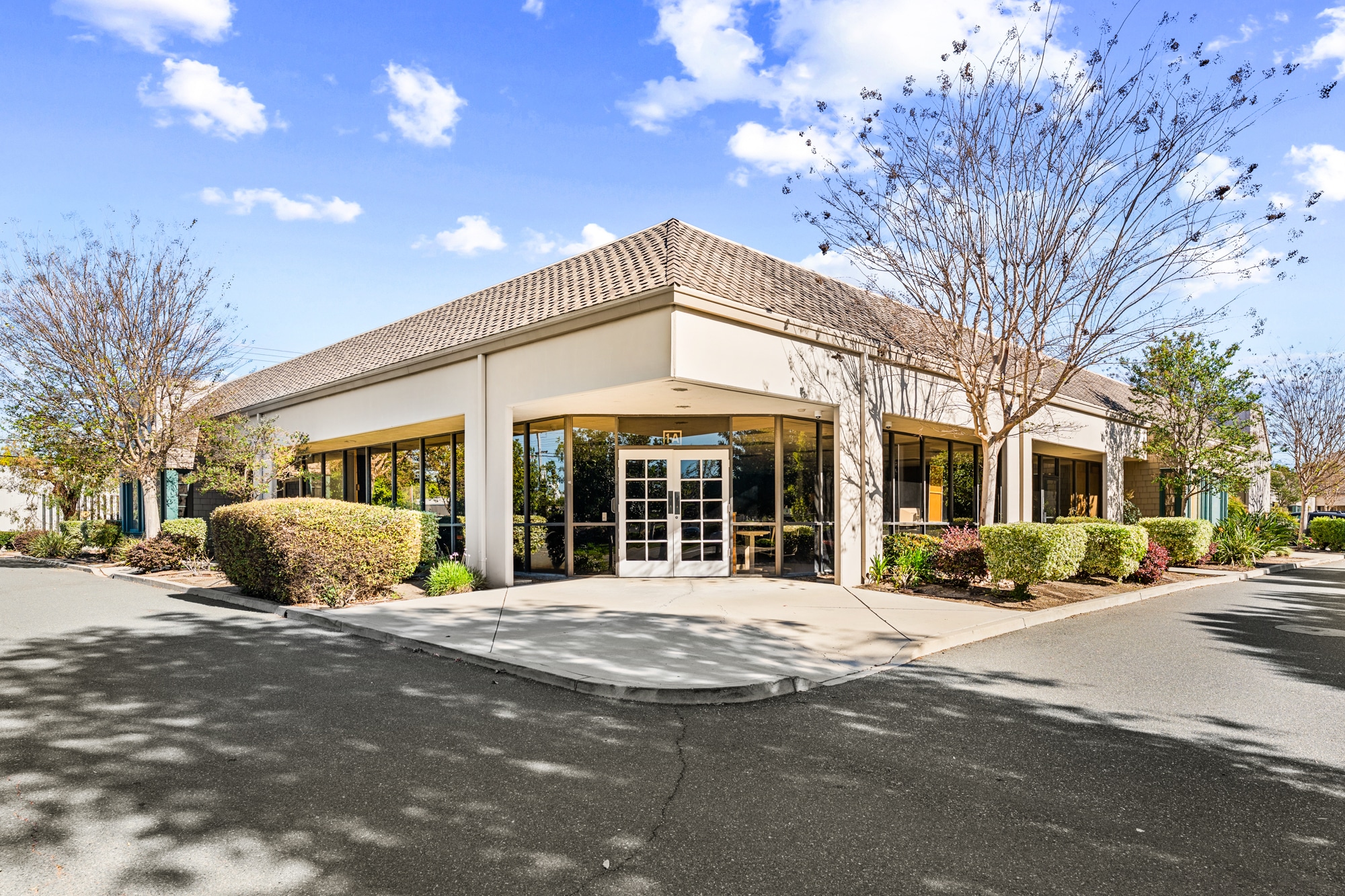 1901 E Carnegie Ave, Santa Ana, CA for lease Interior Photo- Image 1 of 11
