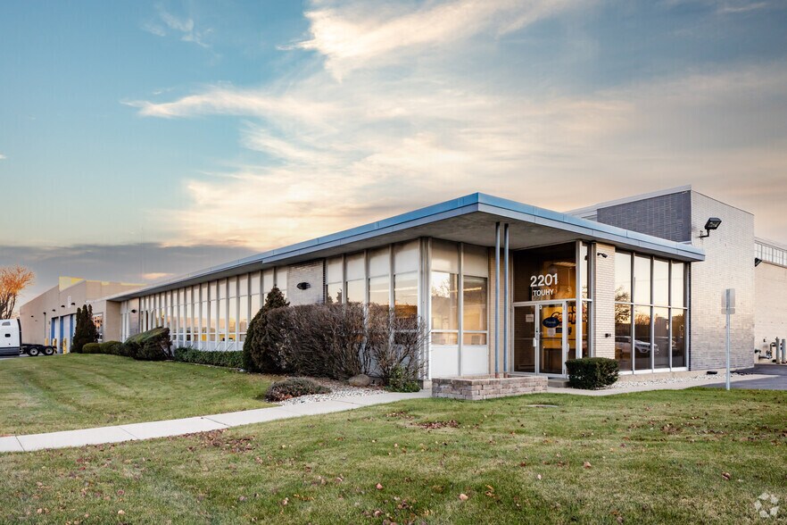 2201 Landmeier Rd, Elk Grove Village, IL à vendre - Photo du bâtiment - Image 1 de 6