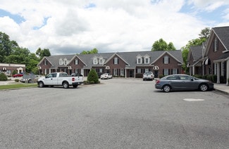 Plus de détails pour 2018 Fort Bragg Rd, Fayetteville, NC - Bureau à louer