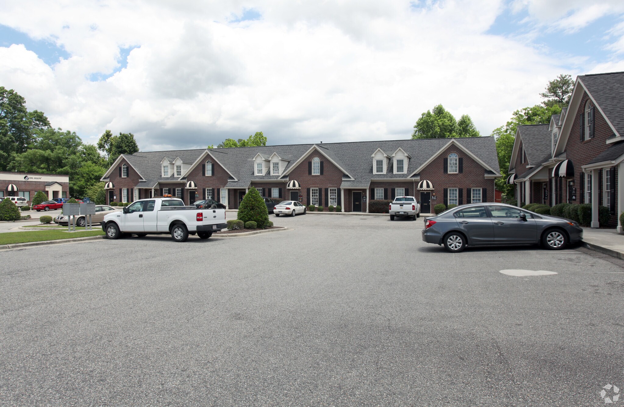 2018 Fort Bragg Rd, Fayetteville, NC à louer Photo principale- Image 1 de 3