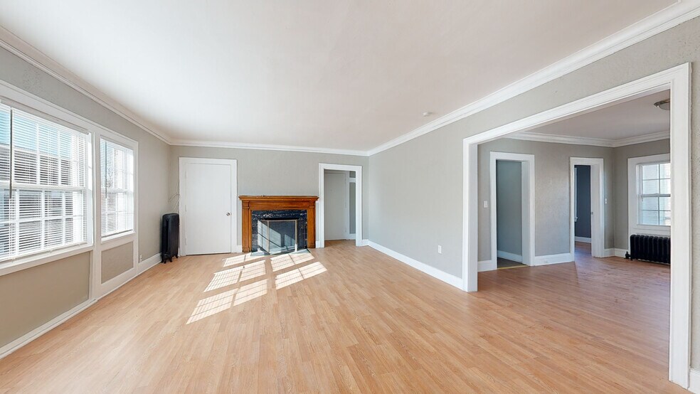 2642 N Moreland Blvd, Shaker Heights, OH à vendre - Numérisation 3D de Matterport - Image 2 de 18