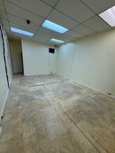 3310 31st Ave, Astoria, NY à louer Photo intérieure- Image 2 de 4