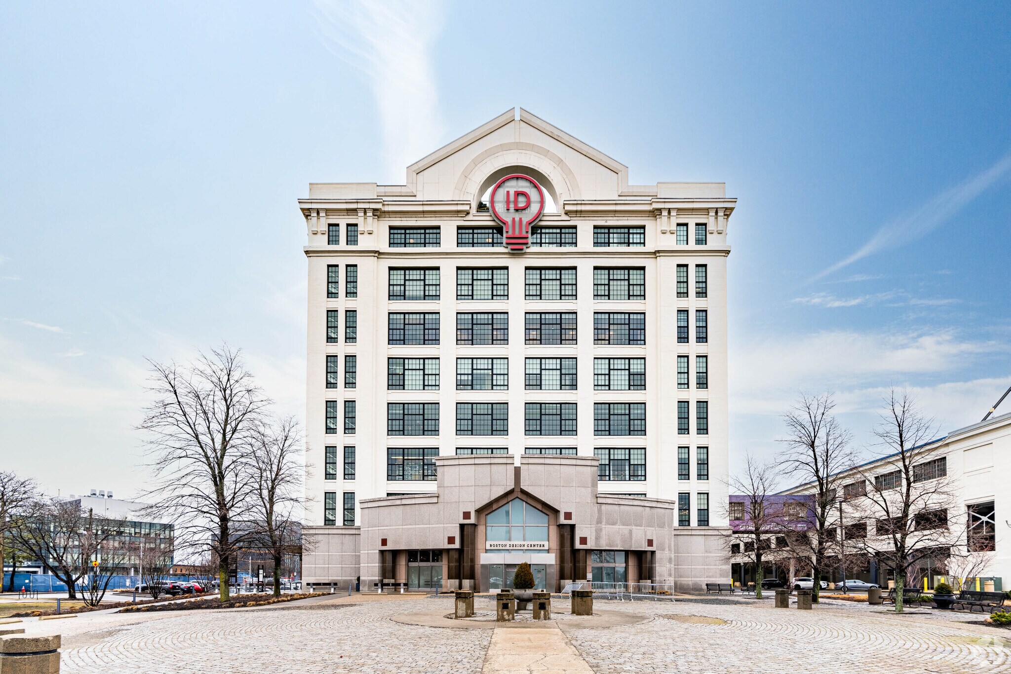 1 Design Center Pl, Boston, MA à louer Photo du bâtiment- Image 1 de 10