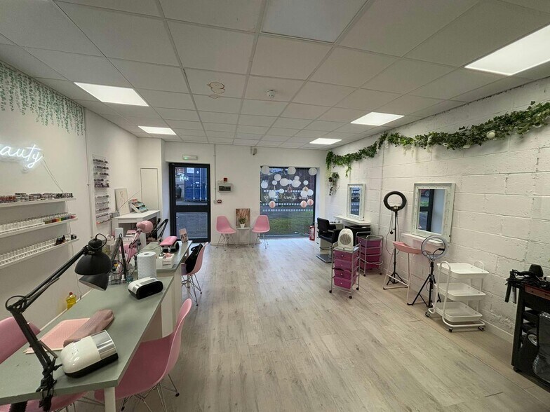 224 Airbles St, Motherwell à louer - Photo du bâtiment - Image 2 de 3